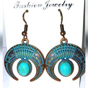 Beautiful vintage turquoise earrings